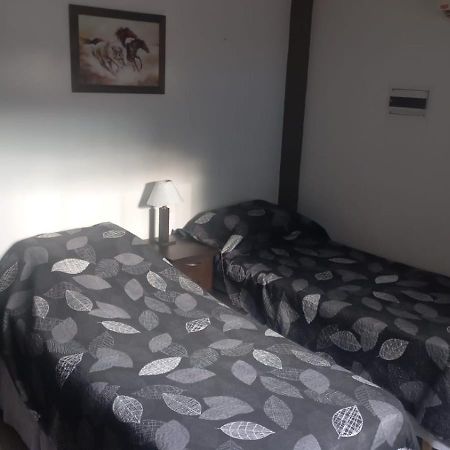 Apartamentos Willy - En Zona Residencial Con Estacionamiento Мендоса Екстериор снимка