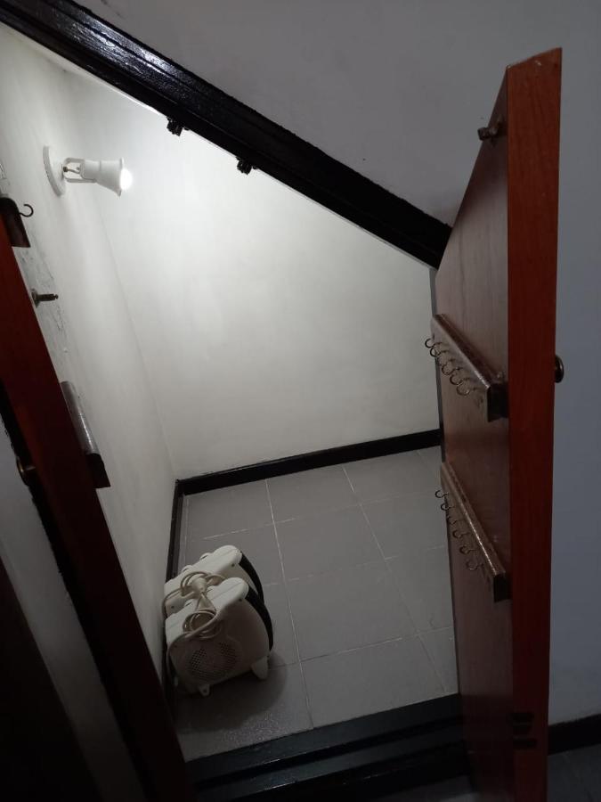 Apartamentos Willy - En Zona Residencial Con Estacionamiento Мендоса Екстериор снимка