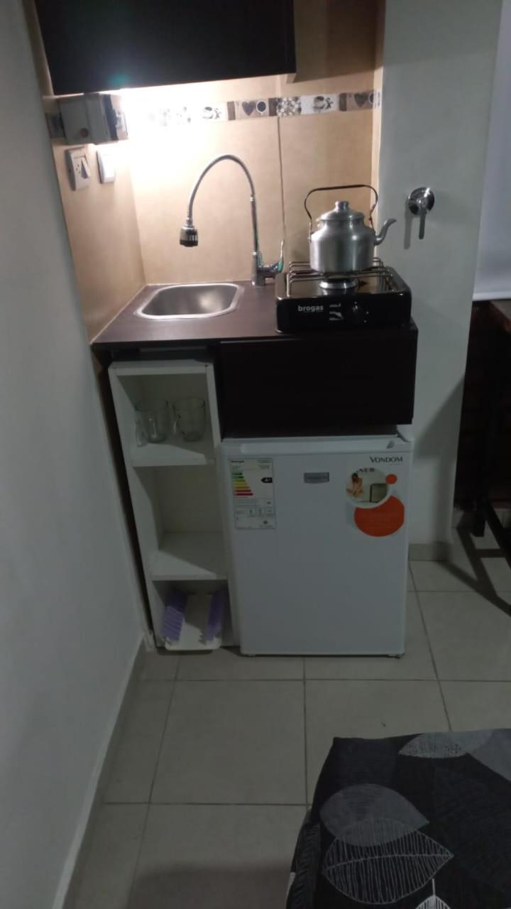 Apartamentos Willy - En Zona Residencial Con Estacionamiento Мендоса Екстериор снимка